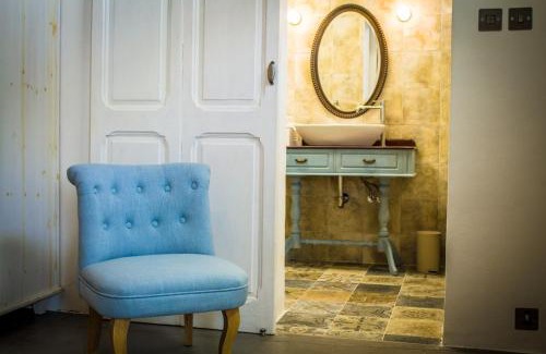 Zabbar House | Relax at Lemon Tree Relais: A 4-Star Family Retreat