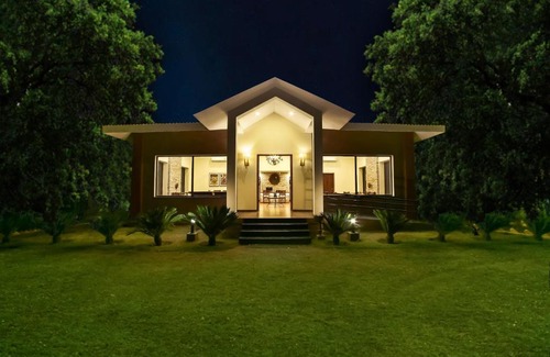 Tala Resort | Discover Lemon Tree Wildlife Resort: Family-Friendly Escape