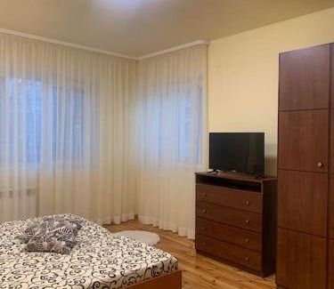 Oborishte Apartment | Family-Friendly Lena: Guest Rated 10/10 for Your Stay