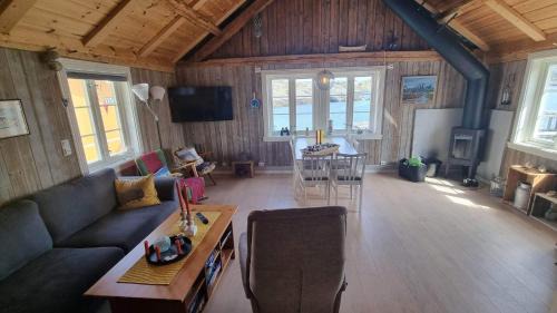 Moskenes House | Pet-Friendly Retreat at Lenabua with Top-Rated Comfort