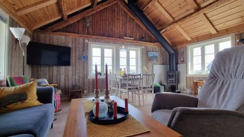 Moskenes House | Pet-Friendly Retreat at Lenabua with Top-Rated Comfort