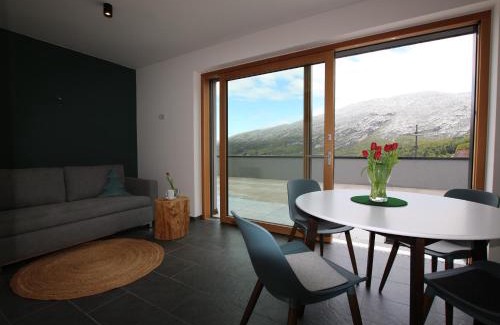 Cavedago Bed & Breakfast | Welcoming LENIS Bed and Breakfast: Perfect for Families!