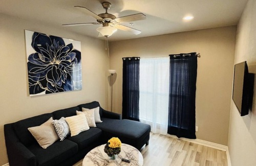 Northside Apartment | Pet-Friendly Escape at Lennox Luxury Living - 10/10 Rated
