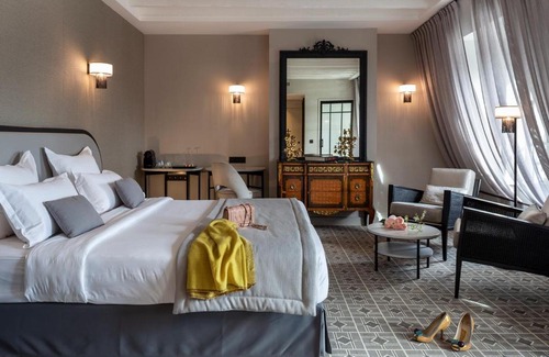 Montparnasse Hotel | Discover Lenox Montparnasse: Guest Rated 8.8 with Dining