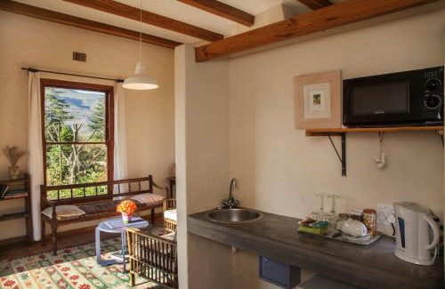 Barrydale Bed & Breakfast | Child-Friendly Retreat at Lentelus Farmstay - Rated 9.4/10