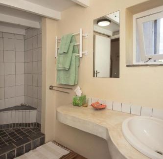 Barrydale Bed & Breakfast | Child-Friendly Retreat at Lentelus Farmstay - Rated 9.4/10