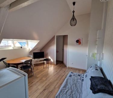 Chateauroux Apartment | Discover Lentille: Family-Friendly Retreat with Top Reviews
