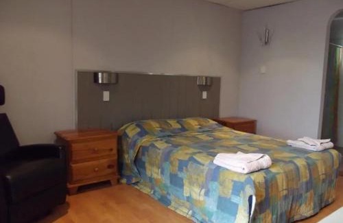 Clermont Hotel | Budget-Friendly Stay at Leo Hotel Motel with Great Amenities