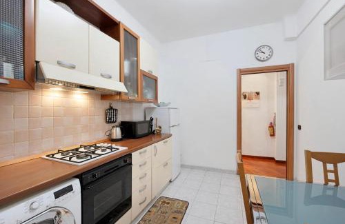Sestri Ponente Apartment | Exclusive Leo Apartment Near Genova Sestri Airport