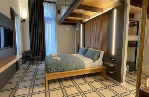 Terzigno Apartment | Stay at Leo's Houses: Perfect for Families and Rated 10/10