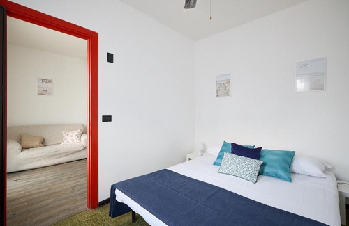 Cerenova Apartment | Discover Leon House: Family-Friendly Stay with Pool Access