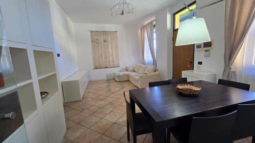 Sesto Calende Apartment | Leonardo APT Business & Leisure