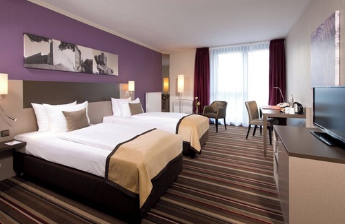 Region Hannover District Hotel | Convenient Leonardo Hotel Hannover Airport with Spa & Dining
