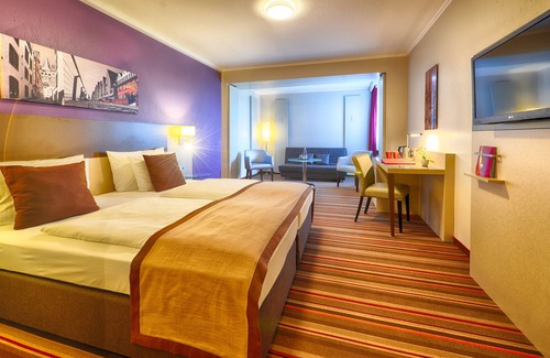 Buchforst Hotel | Discover Leonardo Hotel Köln: Family-Friendly & Modern Amenities