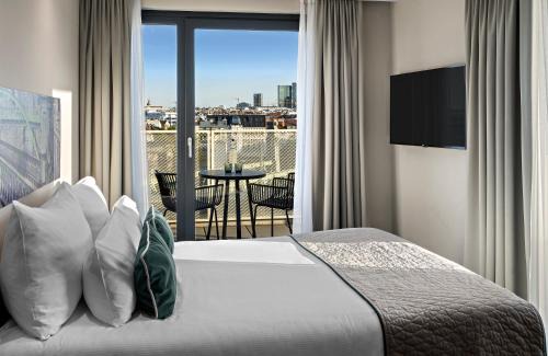 Funfhaus Hotel | Elegant Stay at Leonardo Hotel Vienna Otto-Wagner