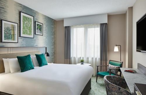 City Centre Glasgow Hotel | Elegant Leonardo Royal Hotel Glasgow with Prime Amenities