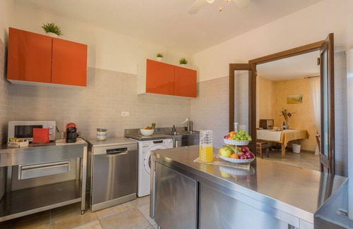 Corinaldo Villa | Tranquil Leondina Country House with Pool & Panoramic Views