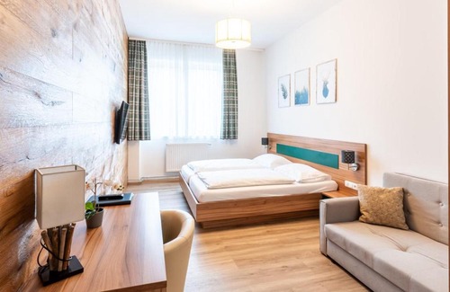 Bad Leonfelden House | Experience Oceanfront Bliss at Leonfeldner-Hof Hotel