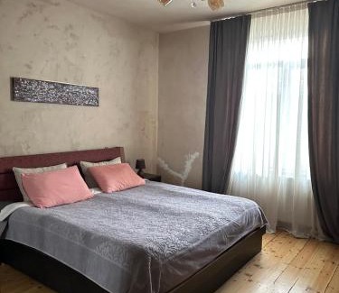 Patardzeuli House | Leonidze Guesthouse
