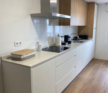 Leon Apartment | Explore Leonmisol: Family-Friendly with a 9.7 Rating