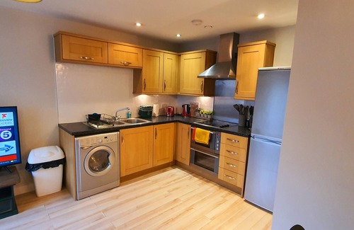 Hemel Hempstead Apartment | Discover Family-Friendly Stays at Leopard's Pad