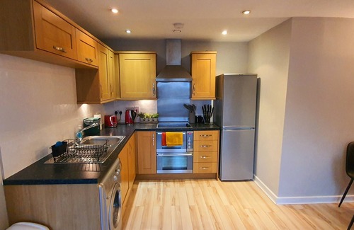 Hemel Hempstead Apartment | Discover Family-Friendly Stays at Leopard's Pad