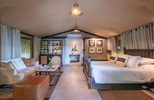 Pahala Maragahawewa Other | Explore Leopard Trails Wilpattu with Family-Friendly Amenities