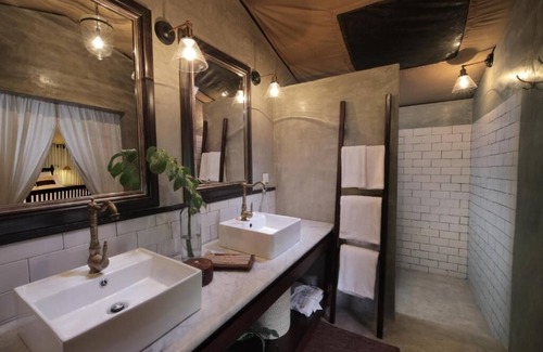Pahala Maragahawewa Other | Explore Leopard Trails Wilpattu with Family-Friendly Amenities