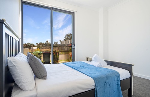 Austral House | Cozy Leppington Villa with Hot Tub and Great Amenities