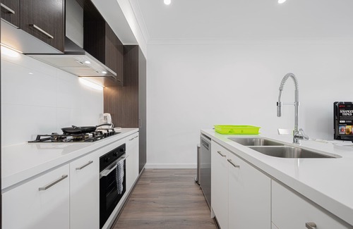 Austral House | Cozy Leppington Villa with Hot Tub and Great Amenities