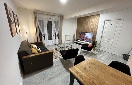 Cambrai Apartment | Inviting Le Relais d'Odile: Child-Friendly in City Center