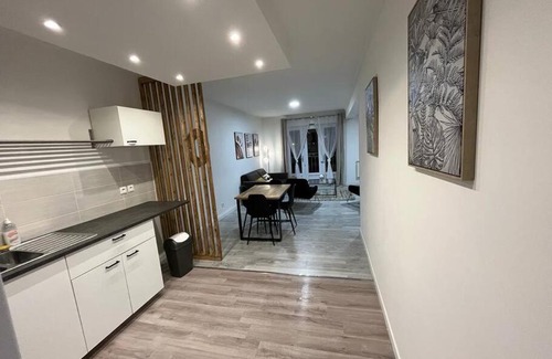 Cambrai Apartment | Explore Le Relais d’Odile: Prime Location & Family-Friendly