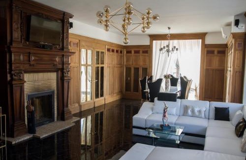Tonnerre Bed & Breakfast | Discover Les Étoiles: Spa Retreat with High Guest Ratings
