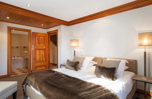 Courchevel Apartment | Discover Les 2 Chalets: Family-Friendly with Hot Tub Bliss