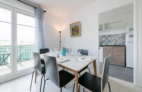 Bretigny-sur-Orge Apartment | Family-Friendly Getaway at Les 2 Lys with Great Reviews