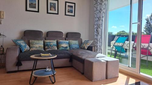 Pluneret Apartment | Oceanfront Escape at Les 2 rivières in Golfe du Morbihan