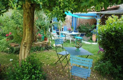 Rieux-Volvestre Apartment | Pet-Friendly Getaway at Les 2 Studios Indépendants