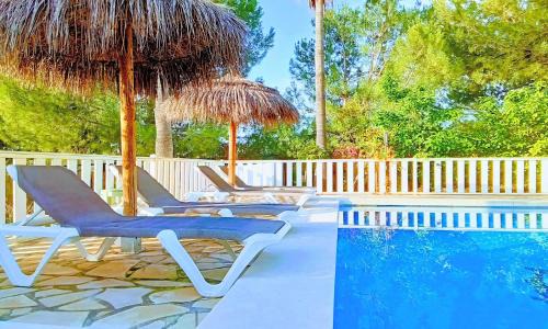 Coin House | Relaxing Oceanfront Retreat at Casas Rurales - Las Aguilas