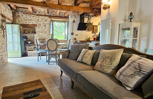 Saint-Jean-Ligoure House | Les 3 Clefs de GaYa