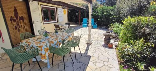 Mejannes-le-Clap House | Discover Les 4 Mousquetaires: Oceanfront, Pet-Friendly Retreat