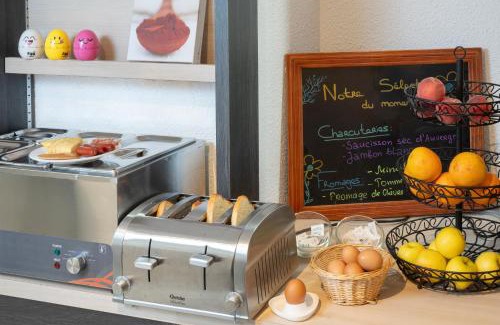 La Roche-sur-Foron Apartment | Experience Comfort at Les Afforêts Le Loft with Top Amenities