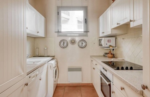 Cap-d'Antibes Apartment | Inviting Les allées du Cap: Oceanfront Getaway Awaits