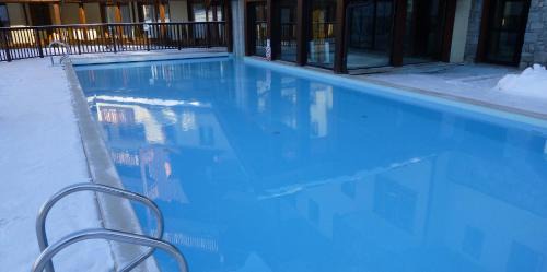 Val Cenis Apartment | Discover Les Alpages: Pet-Friendly Retreat with Spa & Pool