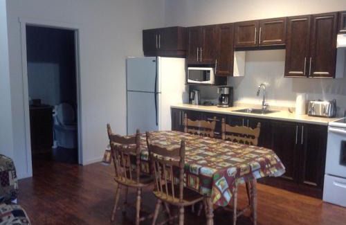 Saint-Gedeon Apartment | Discover Les Appartement 4 Saisons des Iles - Pet Friendly Stay