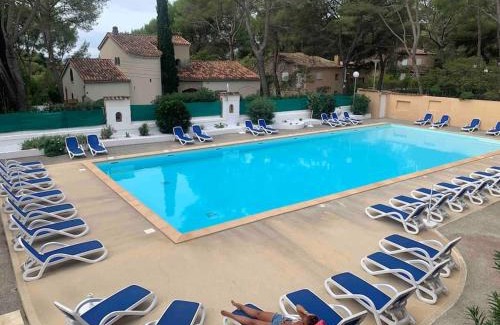 Bandol Apartment | Oceanfront Retreat at Les Appartements de La Marina