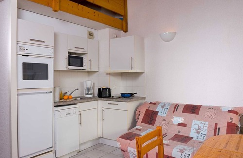 Moliets-et-Maa Apartment | Relaxing Getaway at Les Appartements de Moliets with Pool