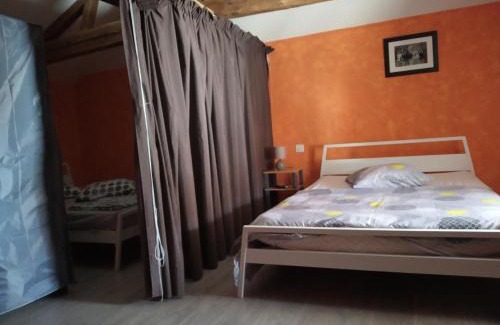 Epothemont House | Child-Friendly Getaway at Les Attelages de la Fontaine