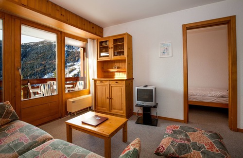 Ovronnaz Hotel | Discover Relaxation at Les Bains d'Ovronnaz Spa Retreat