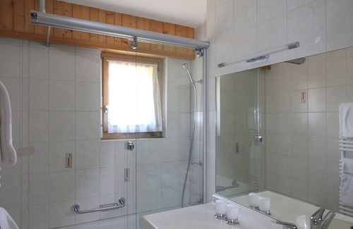 Ovronnaz Hotel | Discover Relaxation at Les Bains d'Ovronnaz Spa Retreat