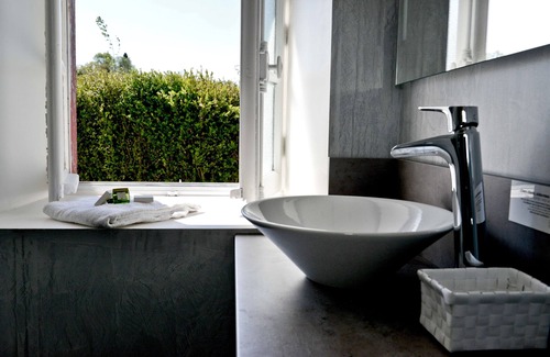 Sevignacq-Meyracq Hotel | Relaxing Retreat at Les Bains de Secours with Spa Access